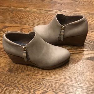 Dr. Scholl’s Work It Wedge Slip On Booties.